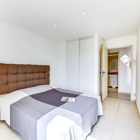 Espace Jean Mermoz Apartman